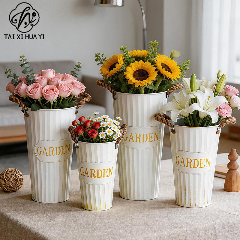 Retro old wrought iron waking flower bucket deep water flower arrangement bucket flower shop home living room decoration floor-to-ceiling iron flower bucket Main image