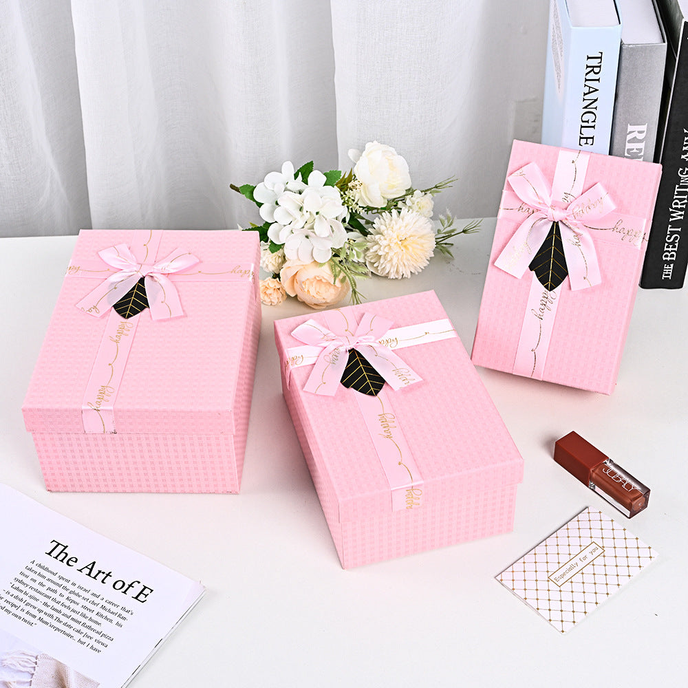 Customized Portable Pink Square Paper Gift Box with UV Coating Bow Mug Set Pen Wine Lid