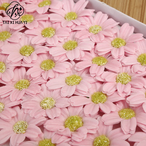 Valentine's Day bouquet gift box packaging materials wholesale, chamomile soap flower head materials wholesale factory direct sales