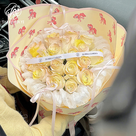 Cross-border hot-selling cartoon pony Baoli Ouya paper thickened waterproof flower flower paper pony head flower packaging material
