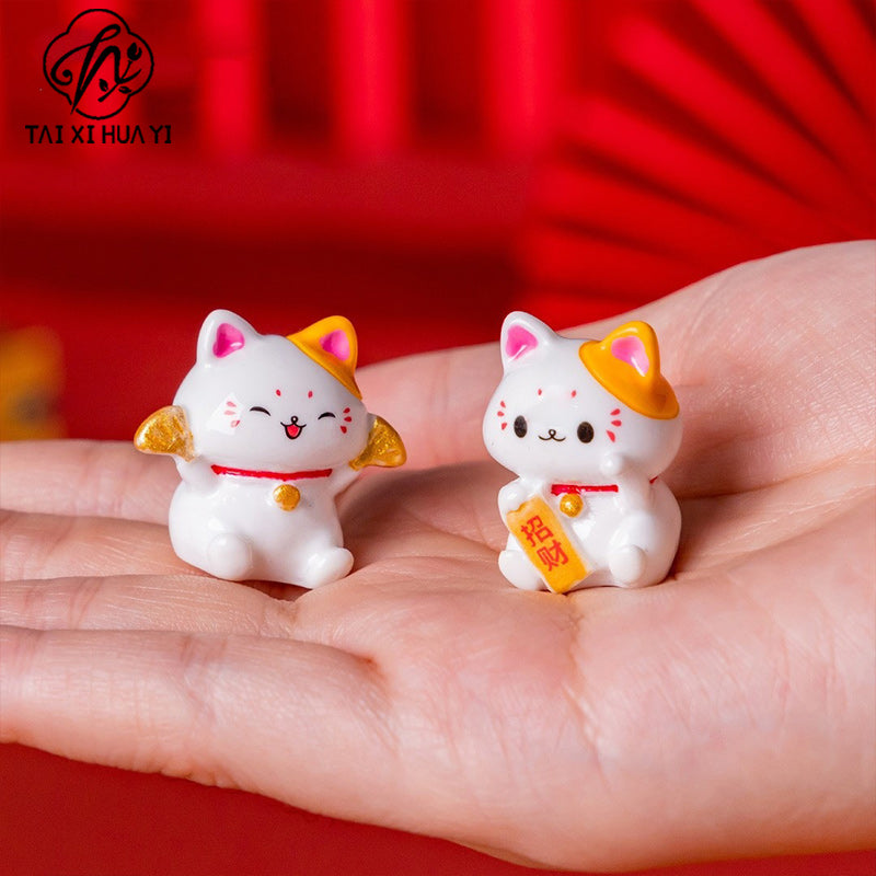 Lucky Cat Ceramic Home Ornament Creative Japanese-style Fortune Cat Small Pocket Store Opening Event Gift Wholesale