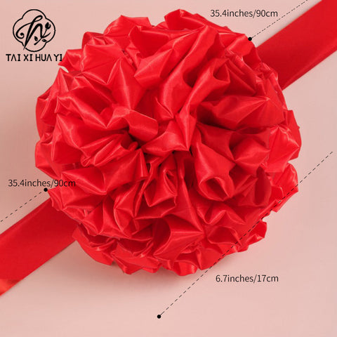 The opening of the big safflower ball, the ribbon cutting award, the unveiling of the red hydrangea wedding car, the new car, the car delivery, and the housewarming door