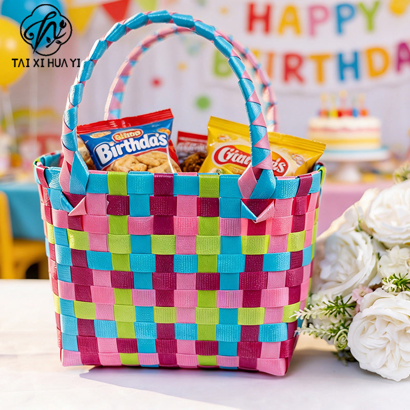 Directly from the manufacturer Color hand-woven vegetable basket bag Large capacity stylish simple plaid gift handbag