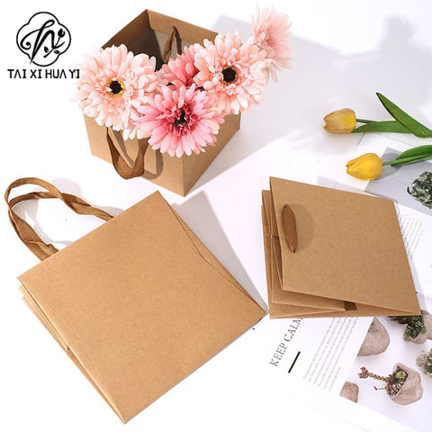 Cross-border kraft paper bag small gift bag flower tote bag cake packaging bag clothing oversized gift bag wholesale
