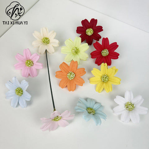 Valentine's Day bouquet gift box packaging materials wholesale, chamomile soap flower head materials wholesale factory direct sales