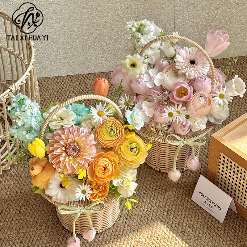 Reinforced integrated handle straw hat top hat flower basket flower arrangement basket fresh bouquet packaging DIY handmade floral materials Main image