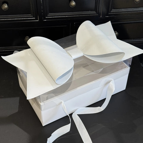 Eco-Friendly Recyclable Kraft Paper Flat Fruit and Flower Gift Box with Bow Valentine's Day Rose Box Handheld Flower Cake Box