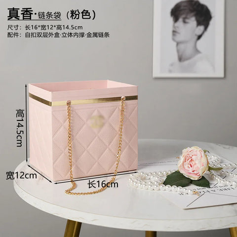 Elegant Portable Chain Handle Floral Rigid Gift Box Creative Valentine's Day Foldable Packaging for Special Occasions