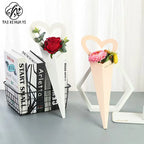 Eco-friendly Elegant Single Rose Waterproof Kraft Paper Bag Wedding Bouquet Packaging for Valentine's Day