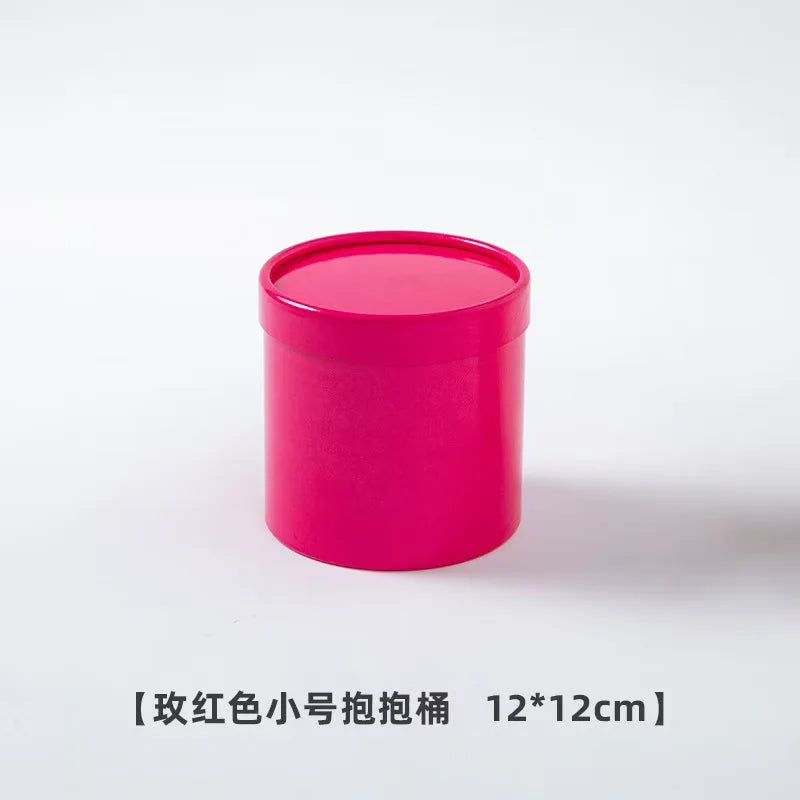 Portable and Waterproof Biodegradable Kraft Paper Flower Box Handheld Round Cylinder Packaging for Fashionable Gifts