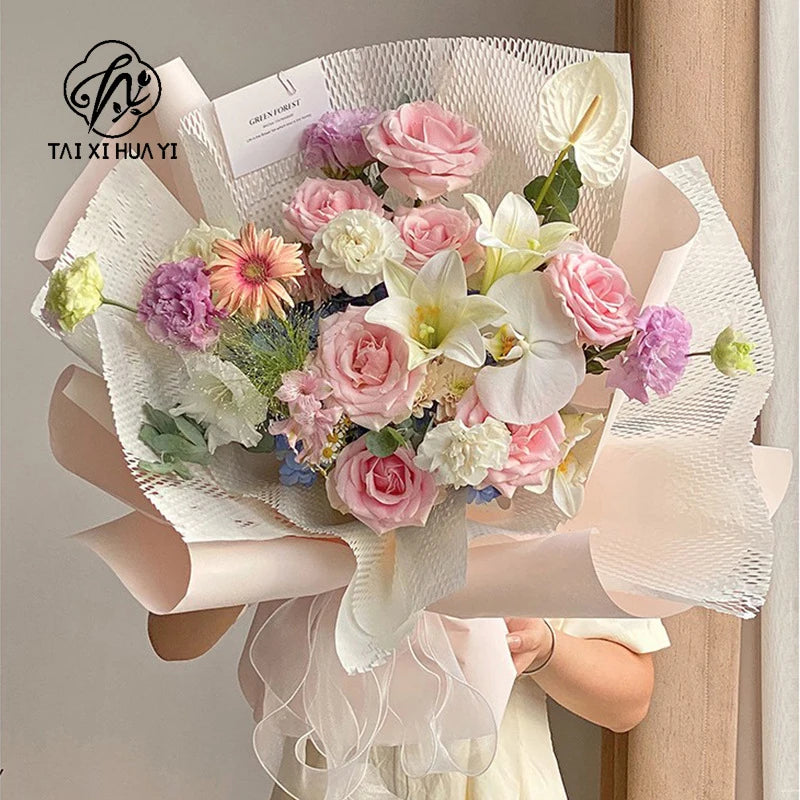 Single-Sided Coated Honeycomb Paper Packaging for Fresh Flower Bouquets Elegant Mesh Lining