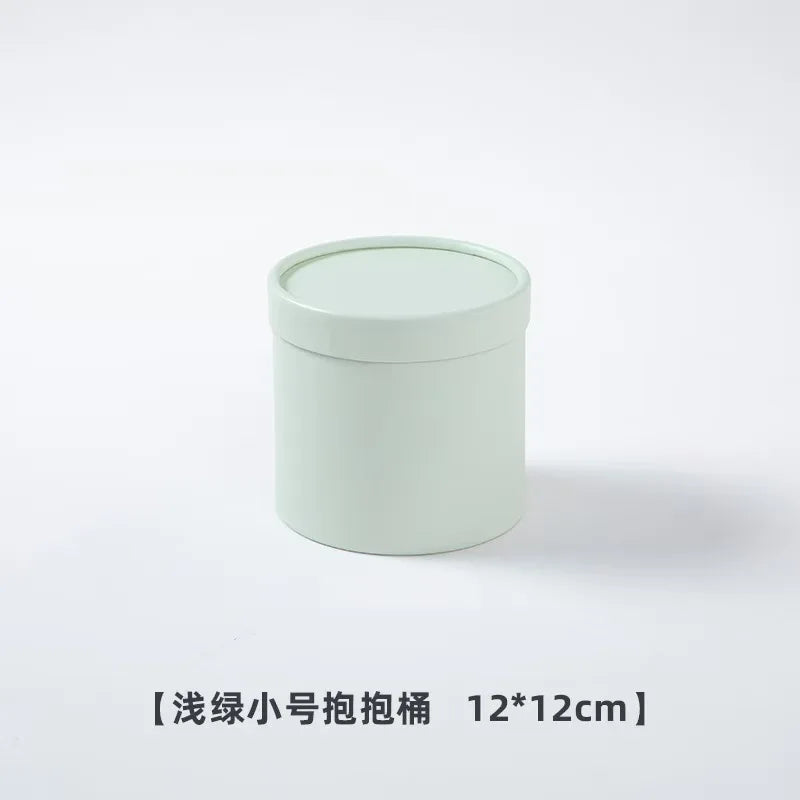 Portable and Waterproof Biodegradable Kraft Paper Flower Box Handheld Round Cylinder Packaging for Fashionable Gifts