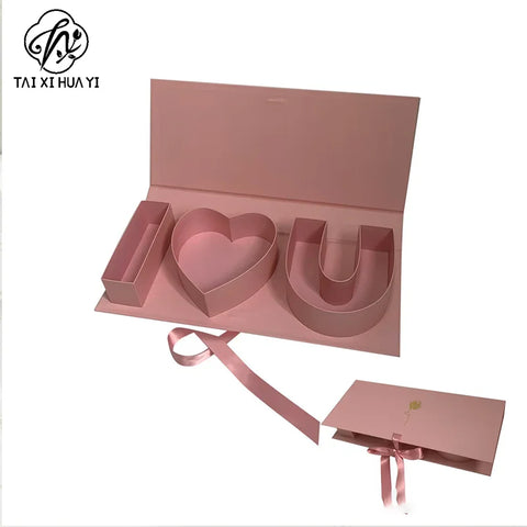 Floral Cardboard Gift Box Coated Paper with Eternal Rose Flowers Heart Unique Eco-Friendly Recycled Materials for Mother's Day
