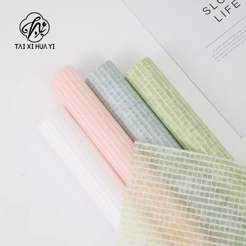 Valentine's Day 57*57cm Non-Woven Waterproof Paper New Grid Flower Bouquet Solid Color Wrapping Paper with Virgin Pulp Style