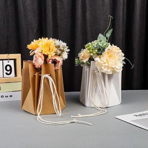 Portable  Paper Trapezoidal Hand-held Flower Bouquet Packaging Inner Liner and Fixed Rose Hugging Bag with Waterproof Feature