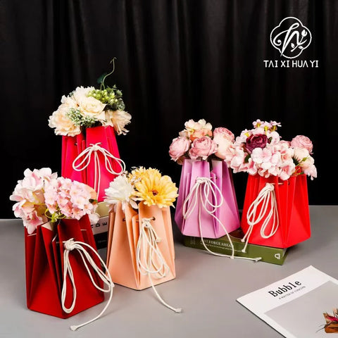 Hand-made Hexagonal Hug Flower Bag Rose Bouquet Recycled Kraft Paper Waterproof Luxury Square Shape Cotton Rope Offset Printing