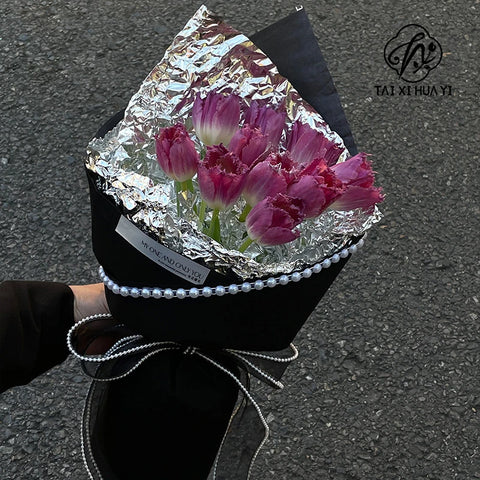 Luxurious Velvet Pearl Accent Paper for Gift Packing for Special Occasions Mother's Day Weddings Elegant Rose Bouquet Wrapping