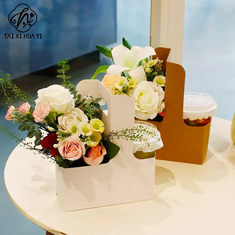 High Quality Kraft Paper Cup Holders Floral Design Foldable Floral Bouquet Gift Box Fashionable Flower