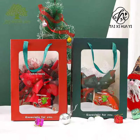 Christmas Paper Transparent Window Gift Bag Gold Stamping Recyclable Eco-friendly Doll for Handbag for Christmas Eve
