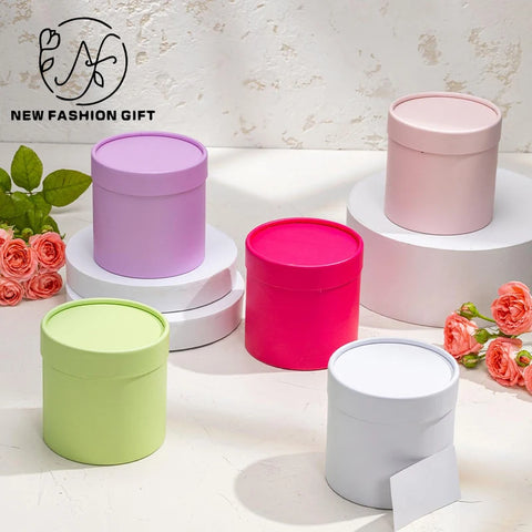 Portable and Waterproof Biodegradable Kraft Paper Flower Box Handheld Round Cylinder Packaging for Fashionable Gifts