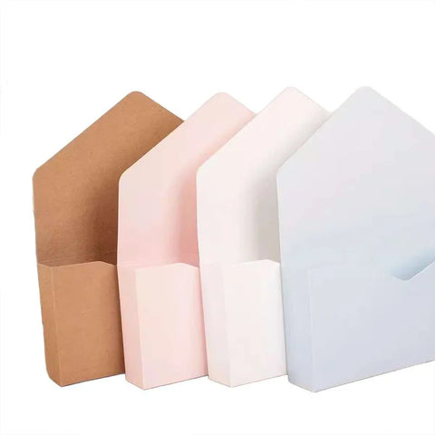 Wholesale Creative Biodegradable Eco-Friendly Flower-Arranged Envelope Box for Valentine's Day/Wedding/Birthday Party 350g Thick
