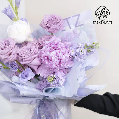 Elegant Floral Synthetic Paper Waterproof Double-Sided Recyclable for Bouquets Gift Wrapping Supplies Flower Shops