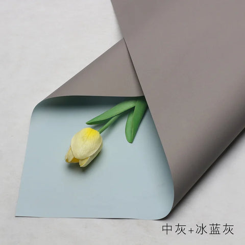 Handmade Ou Ya Two-Color Floral Wrapping Paper Waterproof Flower Packaging with Coating for Bouquets