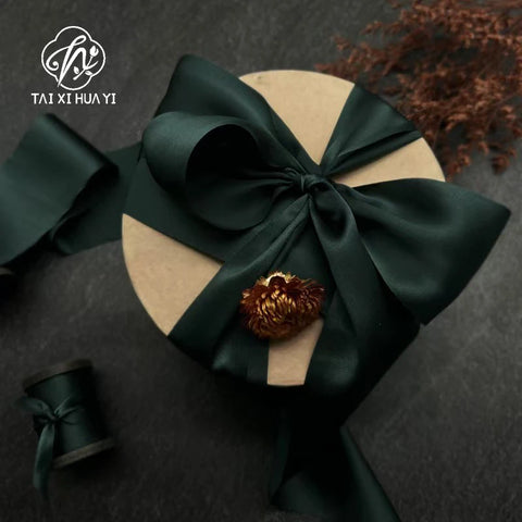 100% Pure Luxury Silk Ribbon Roll 2cm 3.8cm 6.3cm 10cm Wide Custom Hand Dyed Free Sample for Christmas Wedding Occasions