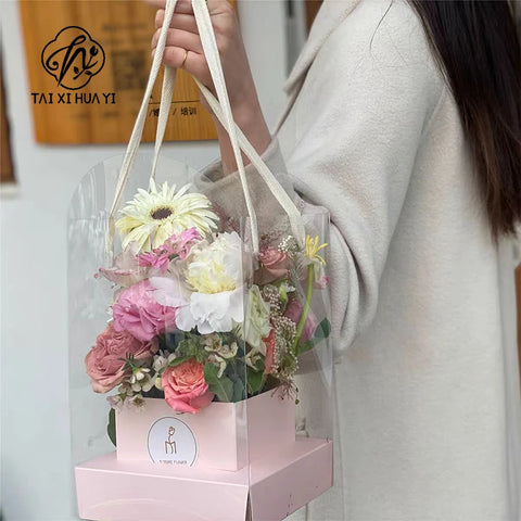 Creative Portable PVC Flower Box Transparent Square Shaped Gift Box with Embossing Printing for Parties