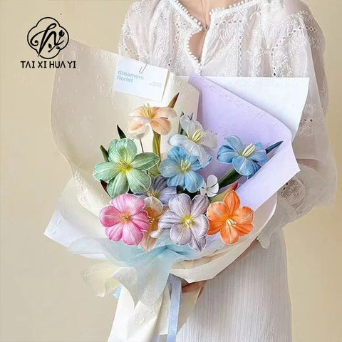 Fresh Flower Bouquet and Gift Wrapping 52x52cm Rose Pattern Embossed Specialty Paper with PE Coating for Valentine's Day
