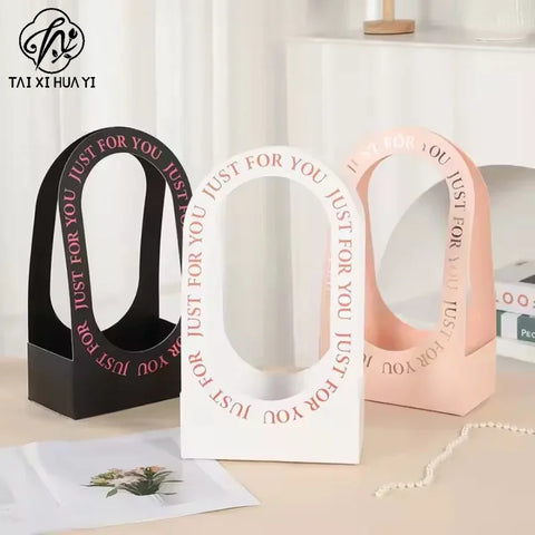 Classic Art Paper Simple Flower Arrangement DIY Bouquet Gift Box Handled Flower Basket with Classic Style