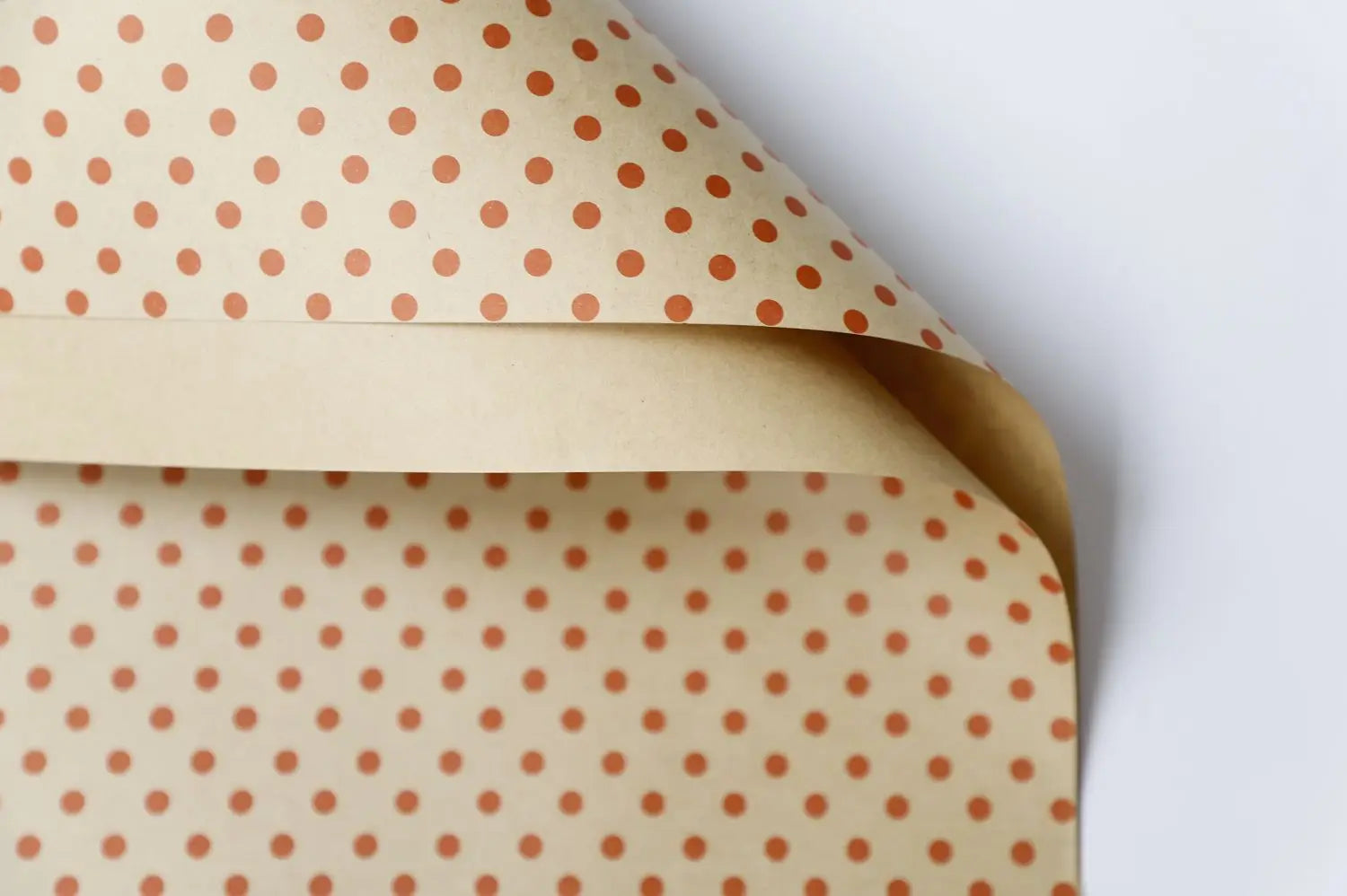 Single-Sided Polka Dot Kraft Wrapping Paper Recyclable Christmas Dotted Packaging Gift Wrap Gift Wrapping Paper