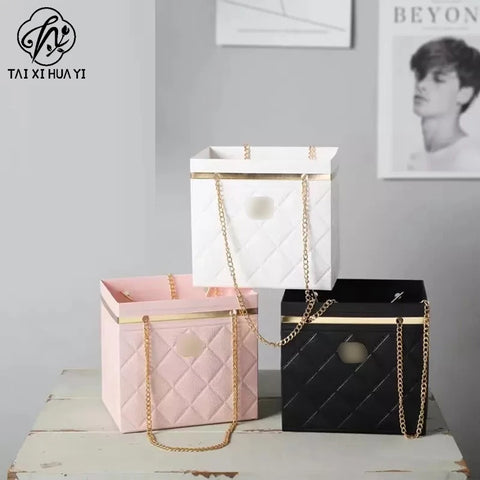 Elegant Portable Chain Handle Floral Rigid Gift Box Creative Valentine's Day Foldable Packaging for Special Occasions
