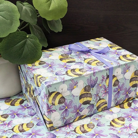 Factory Direct Supply Bumblebee Pattern Eco-Friendly Waterproof Duplex Board Gift Wrapping Paper for Books and Packaging