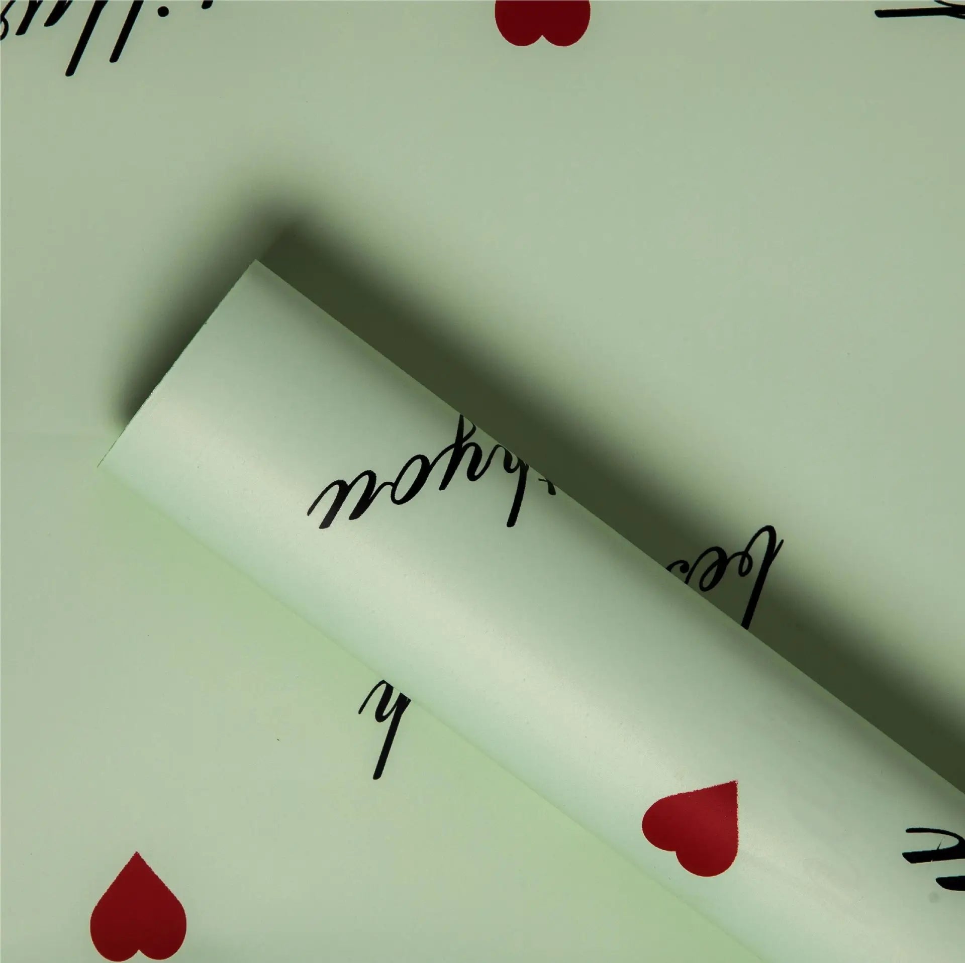 High Quality Heart Coated Single Side Waterproof Paper Eco-friendly Flower Bouquet Floral Gift