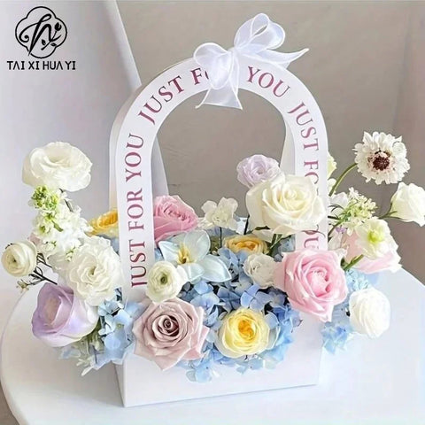 Classic Art Paper Simple Flower Arrangement DIY Bouquet Gift Box Handled Flower Basket with Classic Style