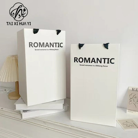 Creative Floral Art Materials Classic Ice Cream Cone Flower Bouquet Gift Packaging Bag for Flower Shops Made Paperboard