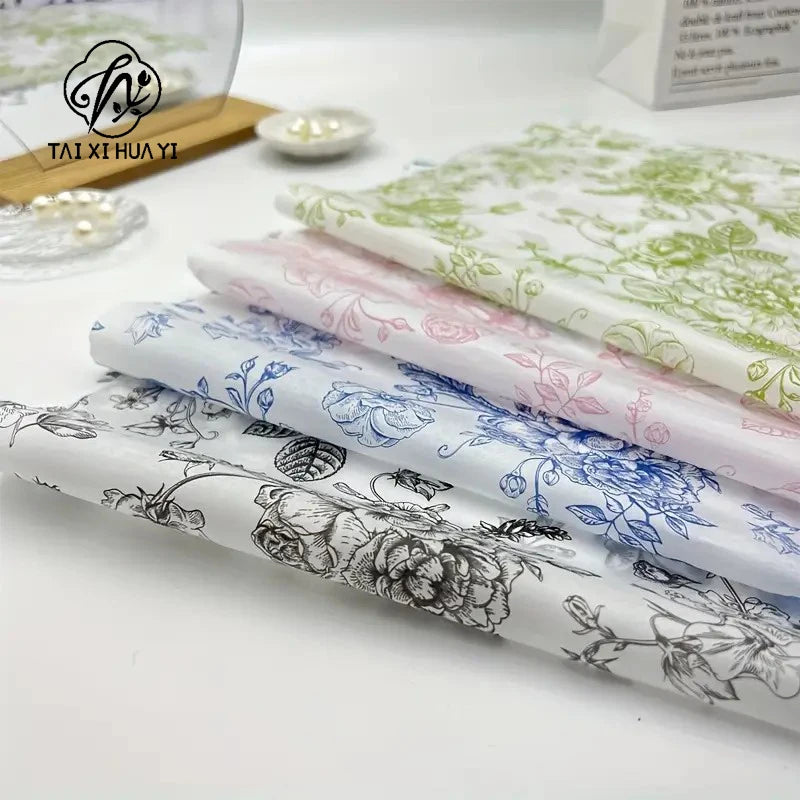 Christmas Premium Quality Recyclable Art Paper Waterproof Wrapping Paper 50*70cm Soft Thin Home Store Use Perfect Christmas Gift