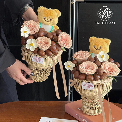 Festive Ice Cream Shaped Plastic Woven Flower Basket for Desktop Decoration and Children's Gifts