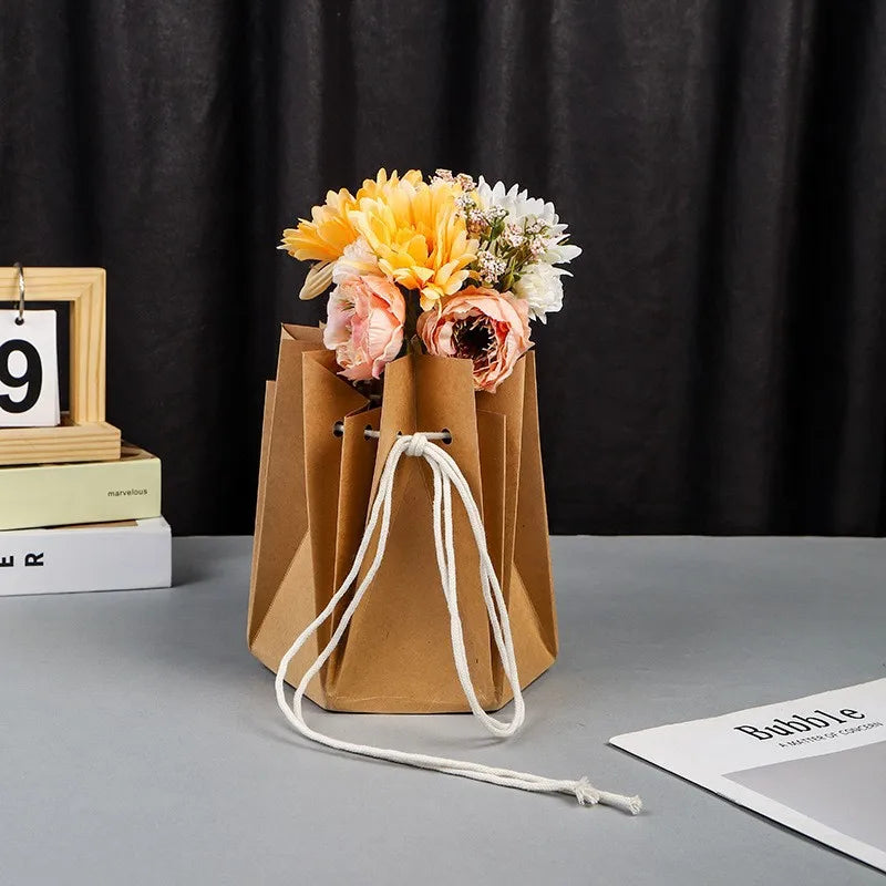 Hand-made Hexagonal Hug Flower Bag Rose Bouquet Recycled Kraft Paper Waterproof Luxury Square Shape Cotton Rope Offset Printing