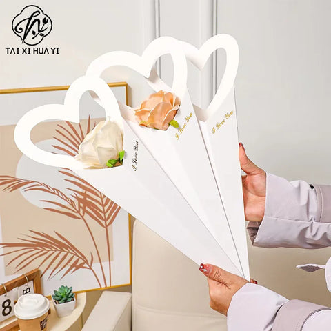 Eco-friendly Elegant Single Rose Waterproof Kraft Paper Bag Wedding Bouquet Packaging for Valentine's Day