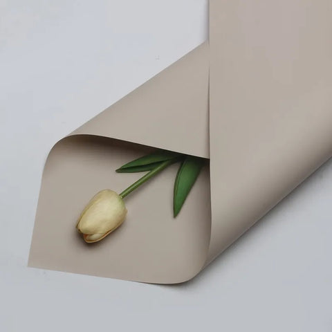 Handmade Ou Ya Two-Color Floral Wrapping Paper Waterproof Flower Packaging with Coating for Bouquets