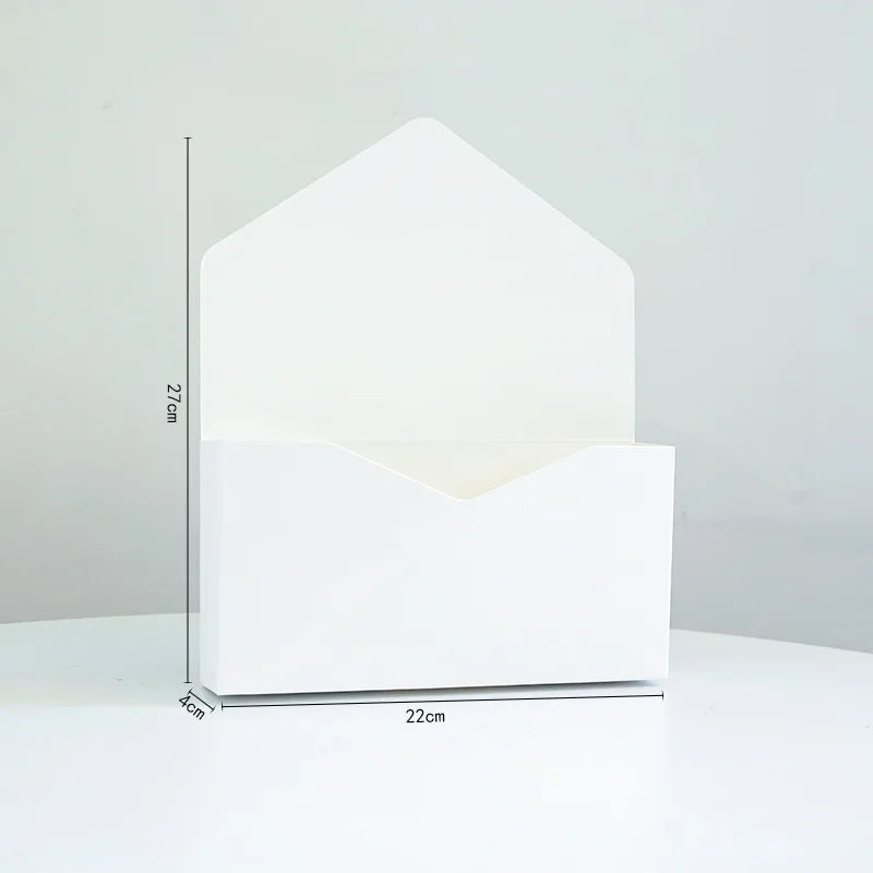 Wholesale Creative Biodegradable Eco-Friendly Flower-Arranged Envelope Box for Valentine's Day/Wedding/Birthday Party 350g Thick