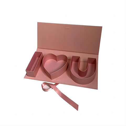 Floral Cardboard Gift Box Coated Paper with Eternal Rose Flowers Heart Unique Eco-Friendly Recycled Materials for Mother's Day