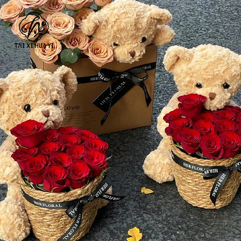 Circular Woven Grass Flower Basket Eco-Friendly Natural Materials Hugging Bucket for Flower Shop Use Packaging Printing Product