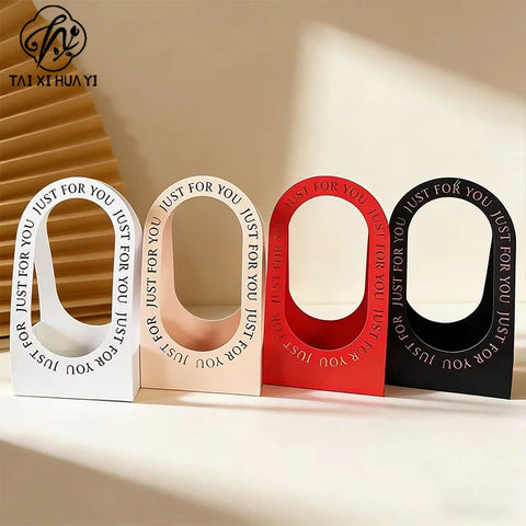 Classic Flower Heart-shaped Embossed Coated Paper Recyclable Gift Bag with Ribbon Handle for Wedding Birthday Party Packaging