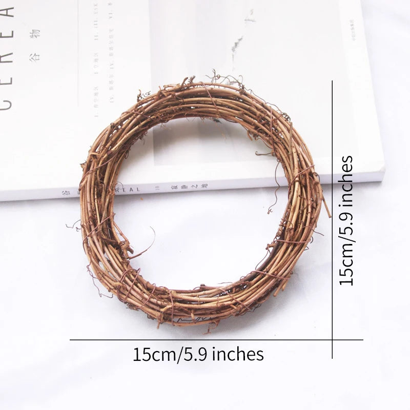 Wholesale Small and Large Floral Rattan Lantern Wire Christmas Circle Hanging for Festive Shop Window Door for Home Gift Use