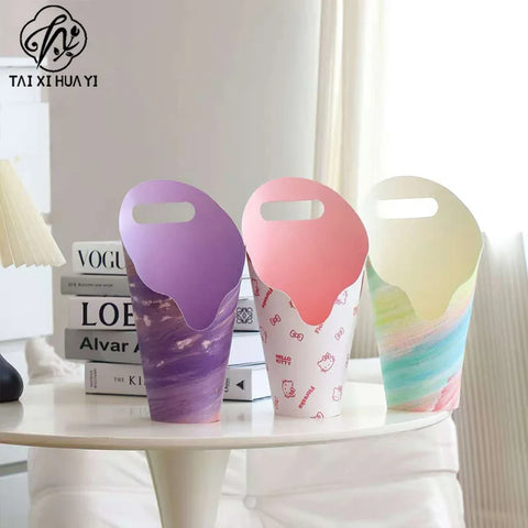 New Flowery Brand Recyclable Oil-Painted Handheld Ice Cream Shaped Stamping Paperboard Liner Customizable Gift Craft Box
