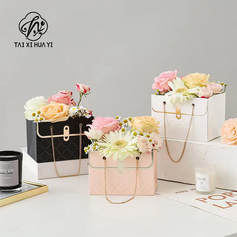 Luxury Paperboard Flower Bouquet Gift Box with Handle Offset Printing Recyclable for Valentine's Day