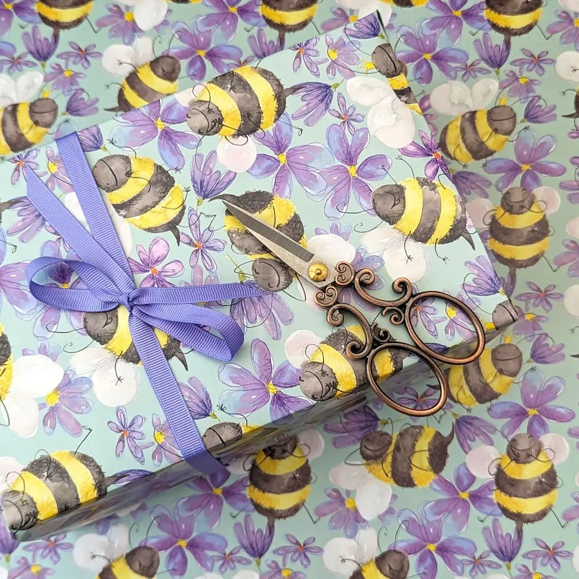 Factory Direct Supply Bumblebee Pattern Eco-Friendly Waterproof Duplex Board Gift Wrapping Paper for Books and Packaging รูปสินค้าหลัก